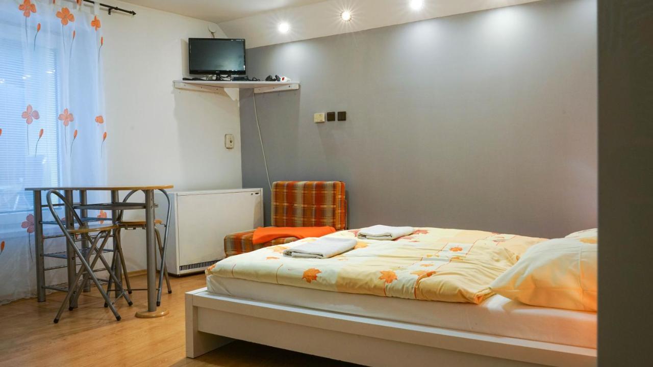Apartment Jursport Zavazna Poruba Екстер'єр фото